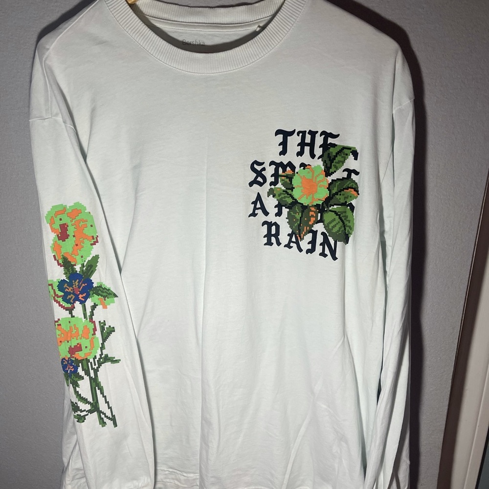 Bershka L embossed longsleeve tee